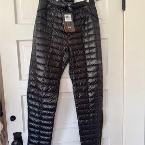 Mountain Hardwear Women’s Ghost Whisperer Pants - New With Tags. Never worn.